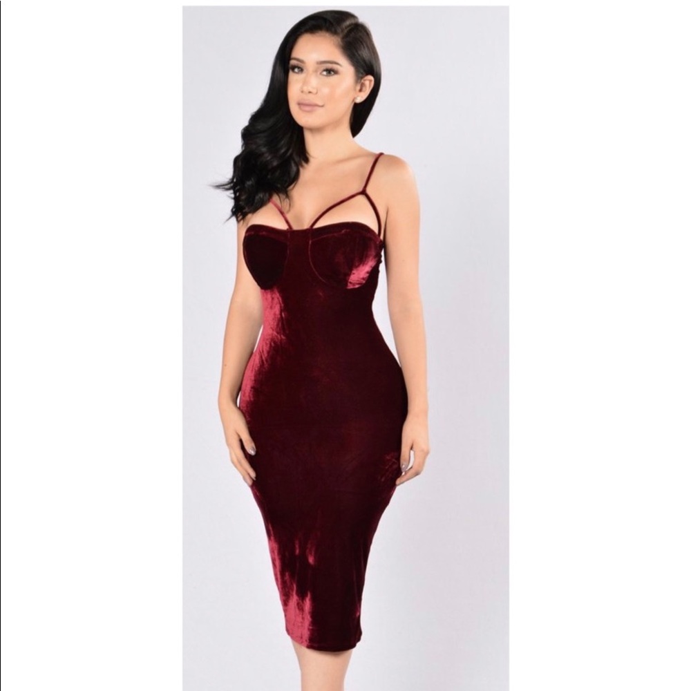 📌📌SOLD📌📌 Fashionova Rich Like Velvet Dress NWT